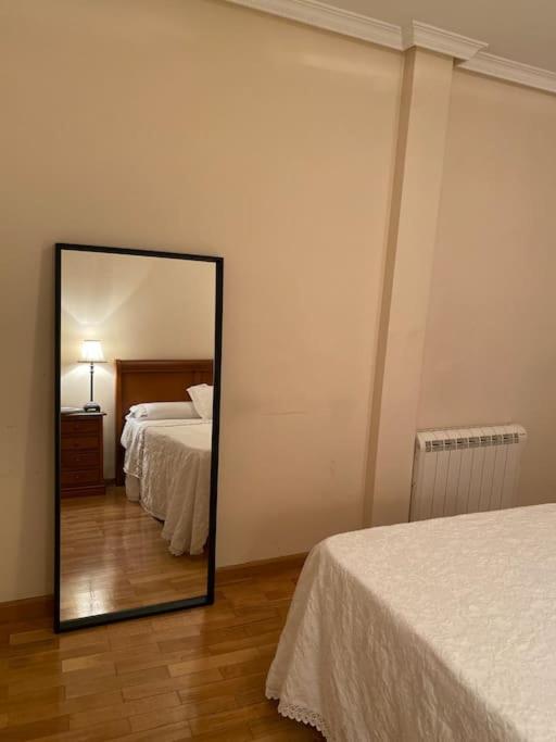 Lovely 2 Bedrooms Apartment Main Square 普拉森西亚 外观 照片