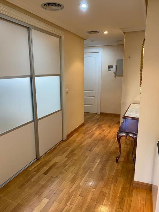 Lovely 2 Bedrooms Apartment Main Square 普拉森西亚 外观 照片