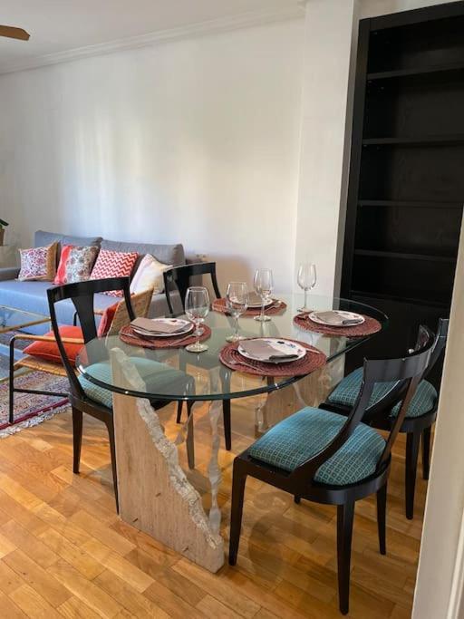 Lovely 2 Bedrooms Apartment Main Square 普拉森西亚 外观 照片