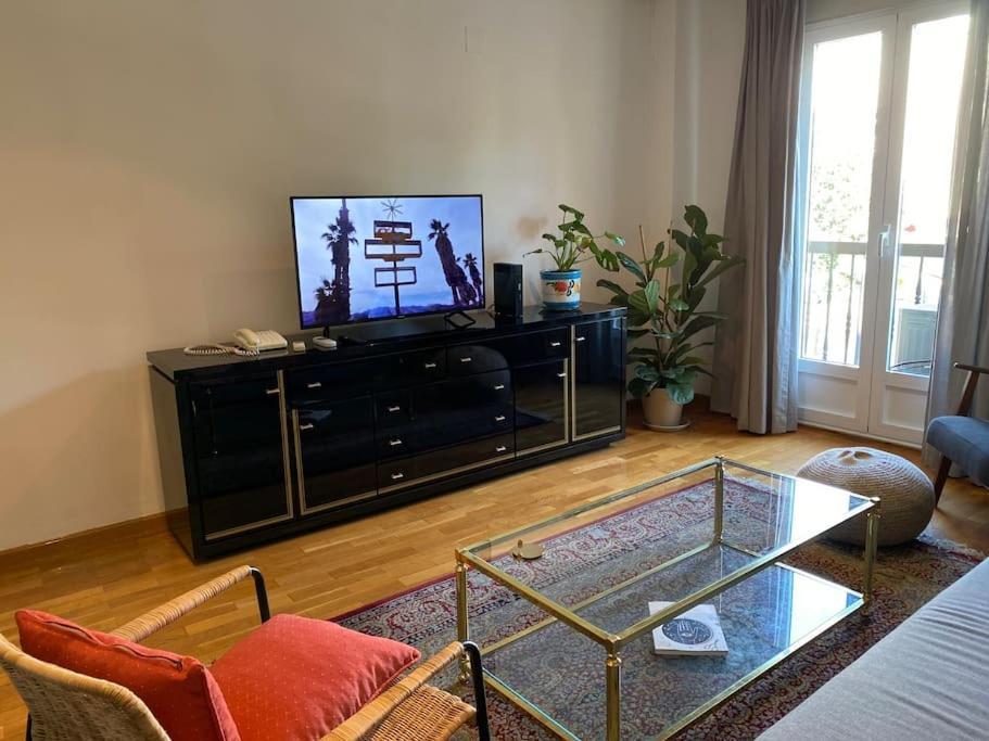 Lovely 2 Bedrooms Apartment Main Square 普拉森西亚 外观 照片