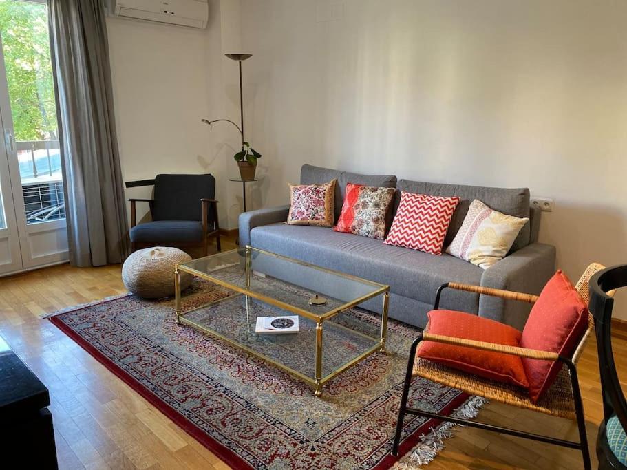 Lovely 2 Bedrooms Apartment Main Square 普拉森西亚 外观 照片